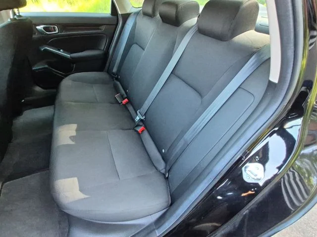 Used 2025  Honda LX image 28