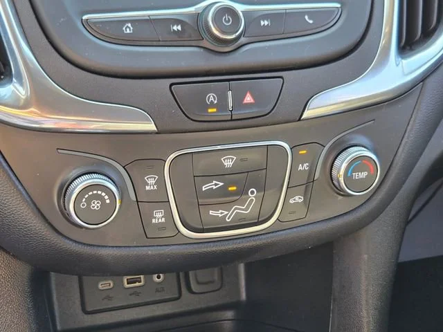 Used 2022 Silver Ice Metallic Chevrolet LT image 28