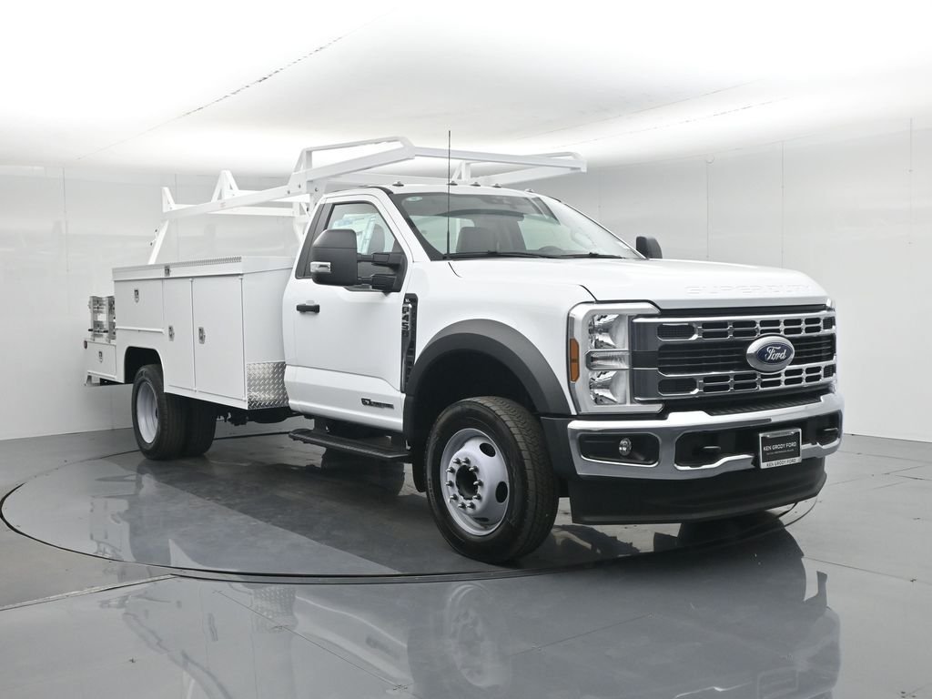 2025 Ford F-450 XL Regular Cab 169-In DRW's photo