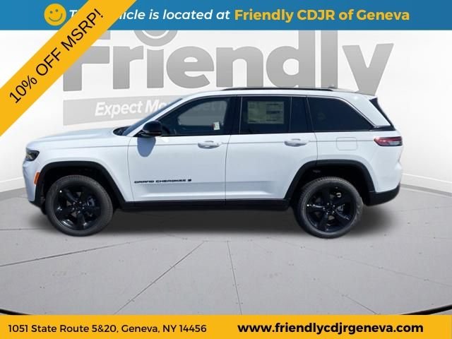 New 2026 Bright White Clear-Coat Exterior Paint Jeep Limited image 2