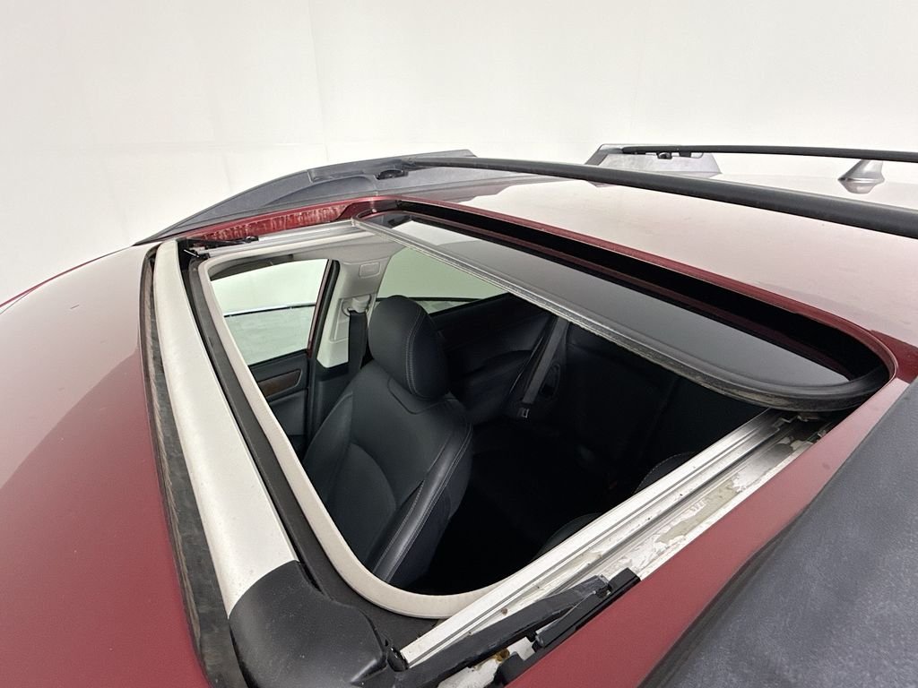 Used 2018 Red Subaru 2.5i image 23