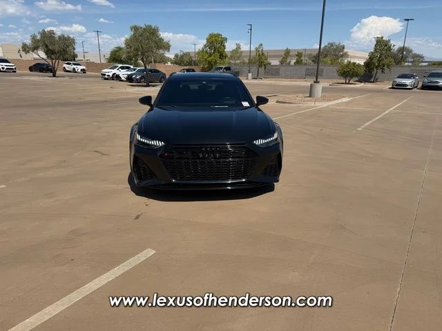 Used 2021  Audi 4.2 image 2