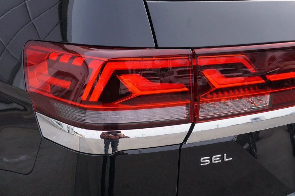 New 2026 Black Volkswagen 2.0T SEL image 40