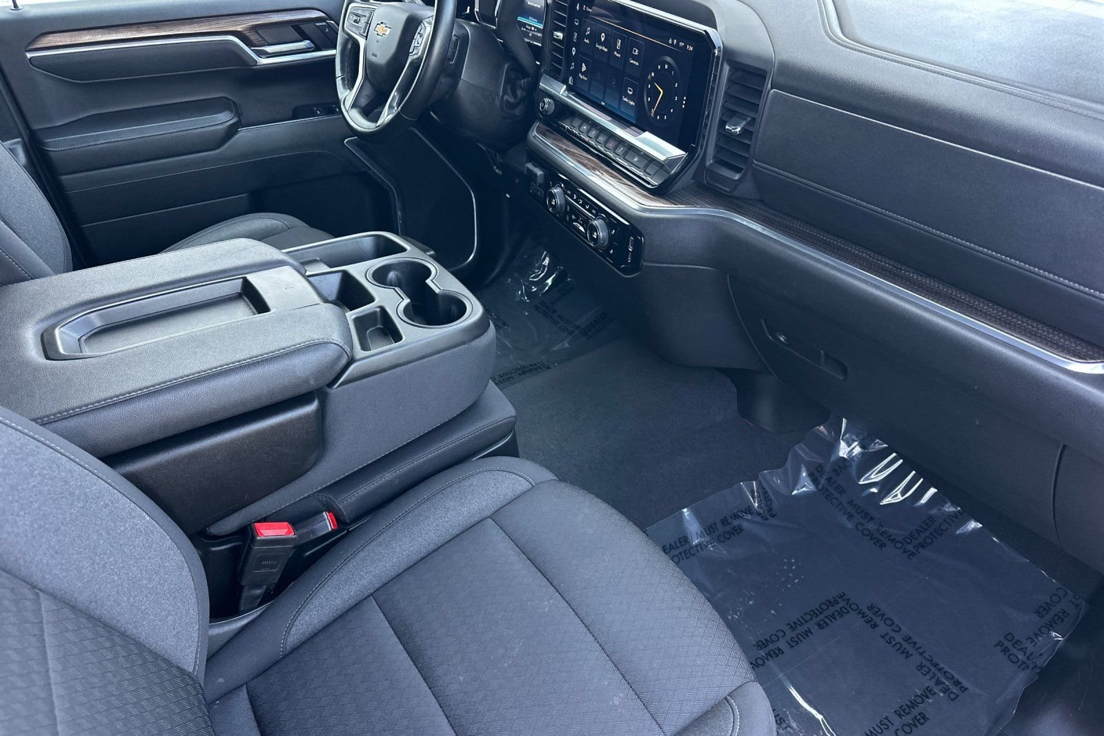 Used 2025 Summit White Chevrolet LT image 19