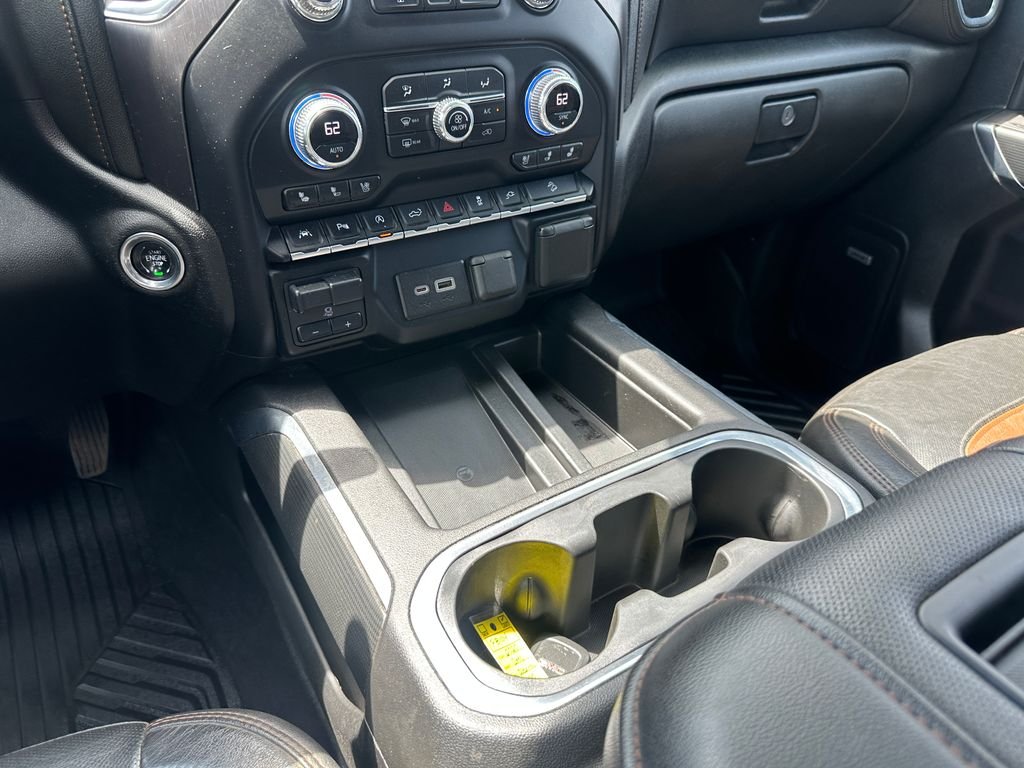 Used 2020 Black GMC AT4 image 23