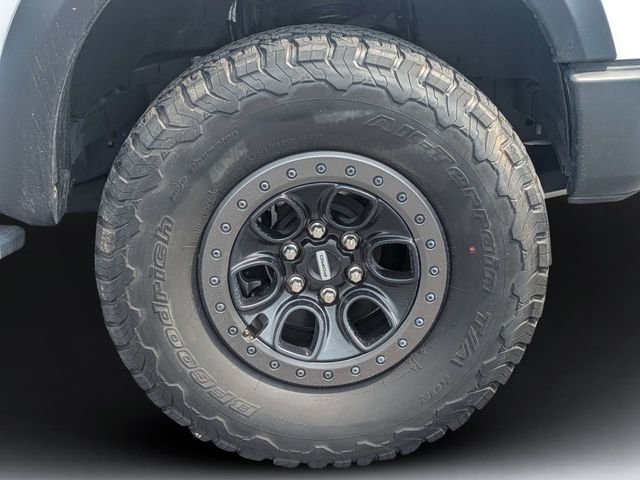 Used 2022 White Ford Tremor image 12