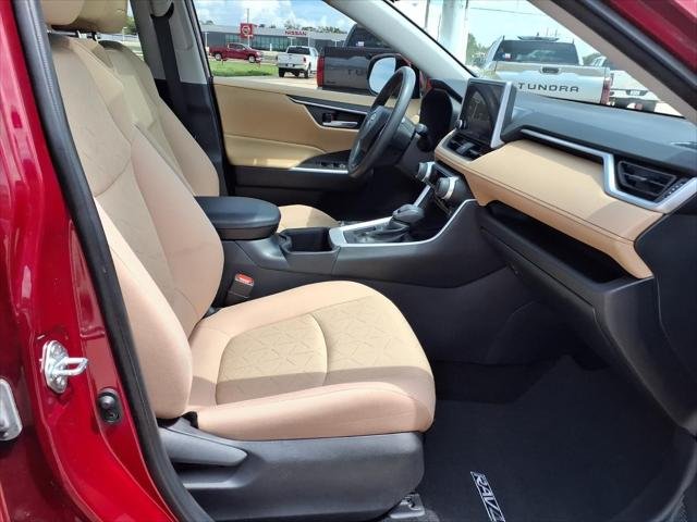 Certified Used 2024 RUBY FLARE PEARL Toyota  image 19