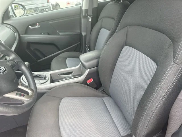 Used 2015  Kia LX image 15