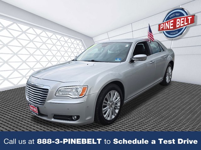 2012 Chrysler 300 C Luxury Series