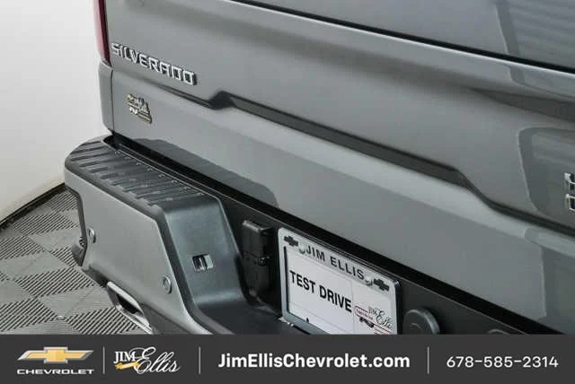 New 2026 Sterling Gray Metallic Chevrolet High Country image 36