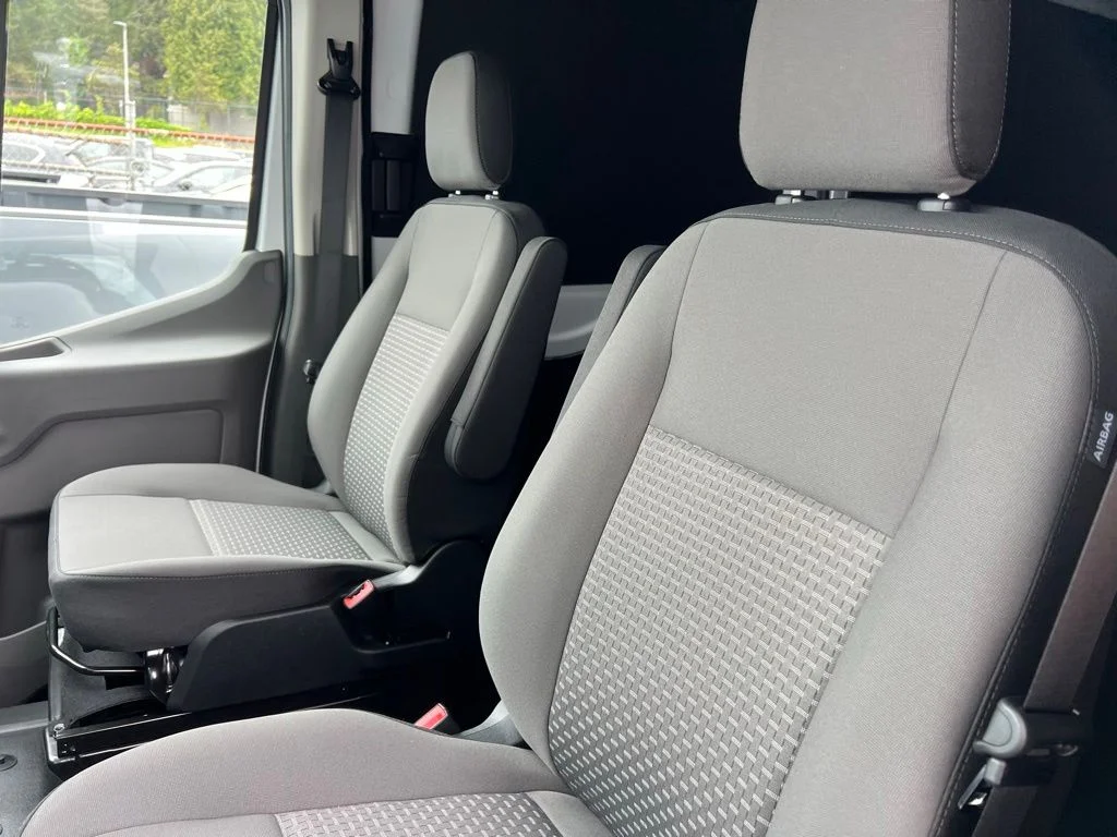 New 2026 Oxford White Ford Cargo Van image 13