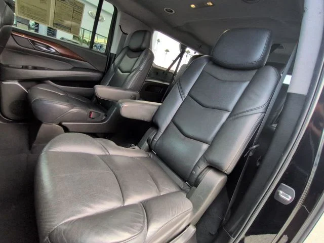 Used 2019 Black Raven Cadillac Luxury image 16