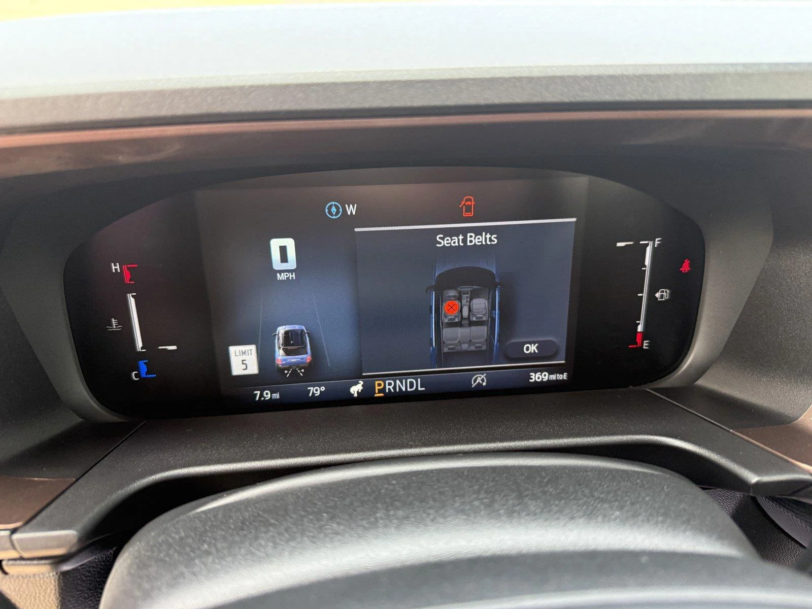 New 2026 Carbonized Gray Metallic Ford Outer Banks® image 15