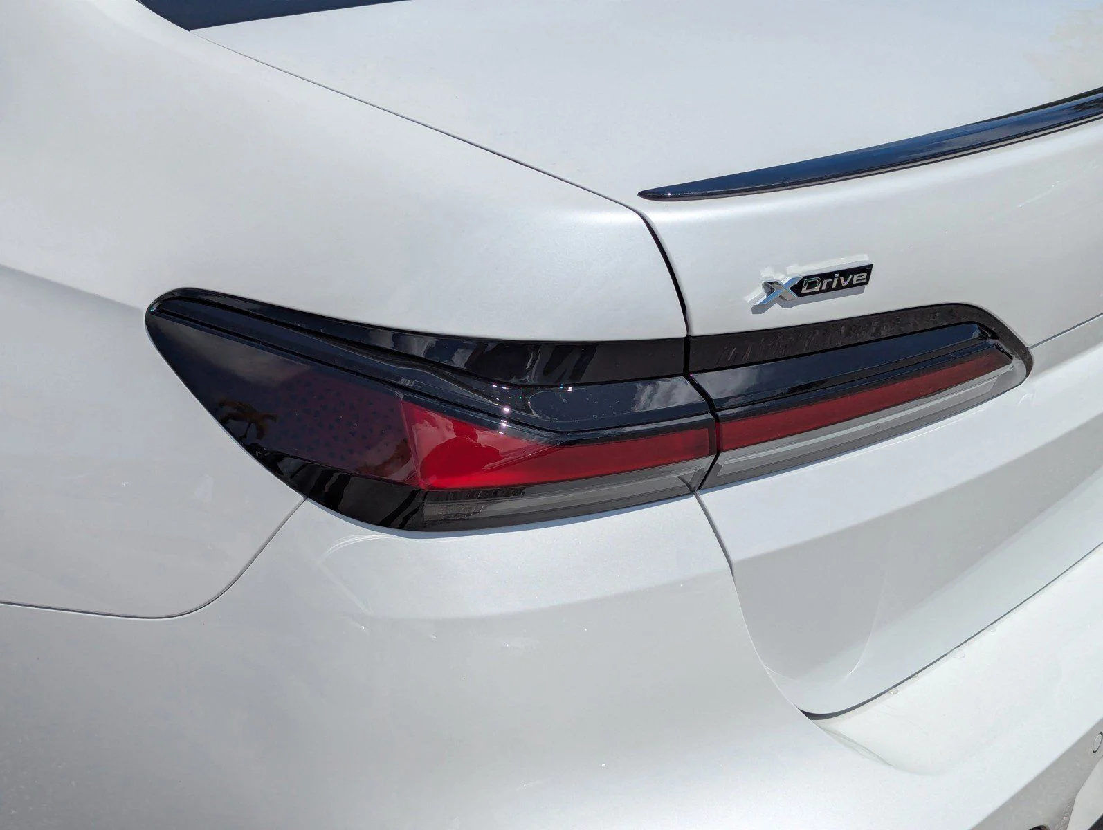 New 2026 Mineral White Metallic BMW 760i xDrive image 10