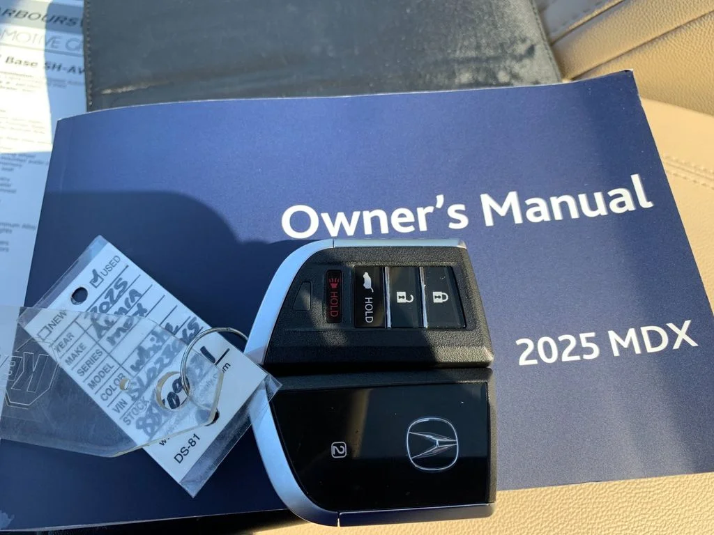 Used 2025 White Acura Base image 9