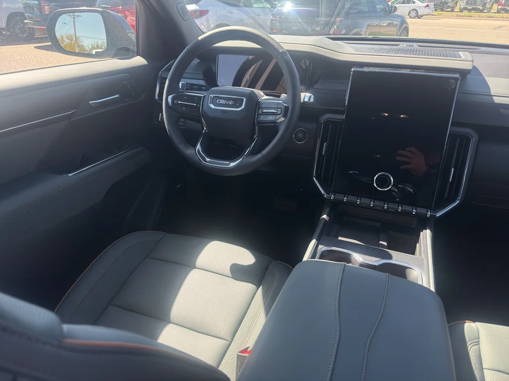 New 2026 Sterling Metallic GMC AT4 image 20