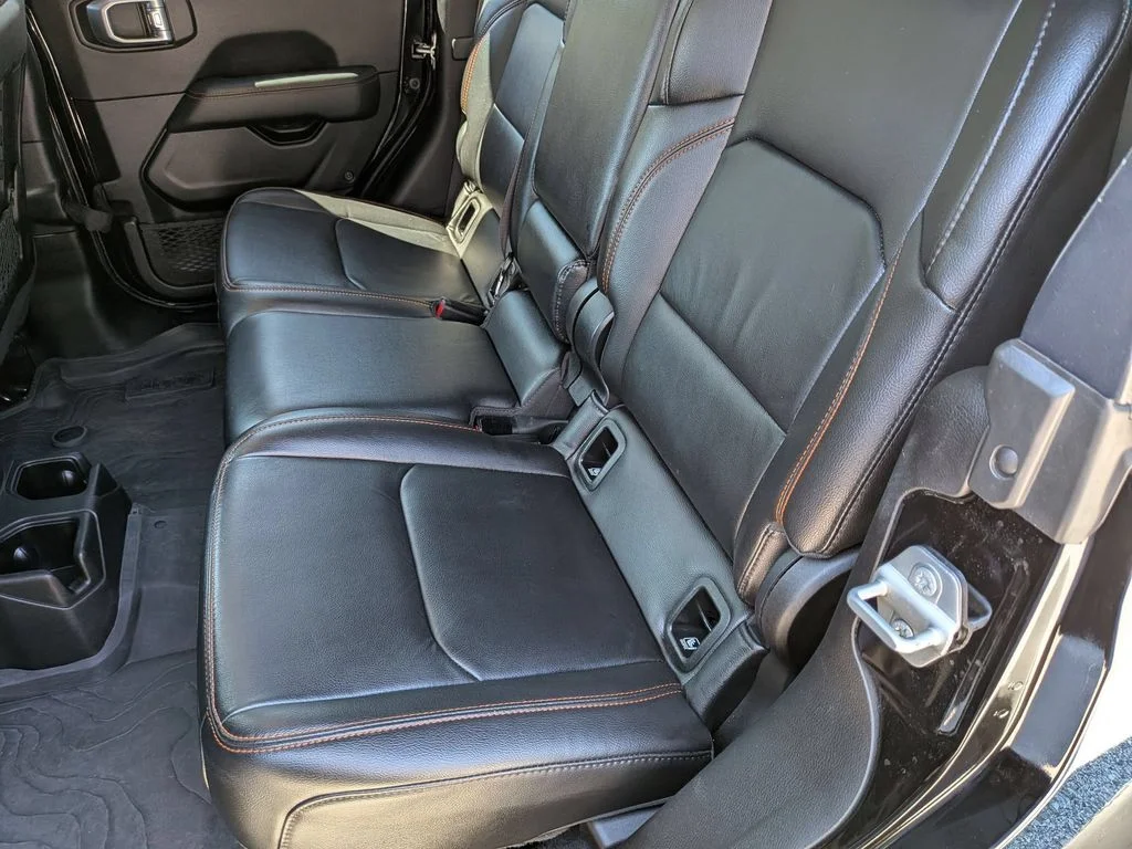 Used 2023 Black Jeep Mojave image 22