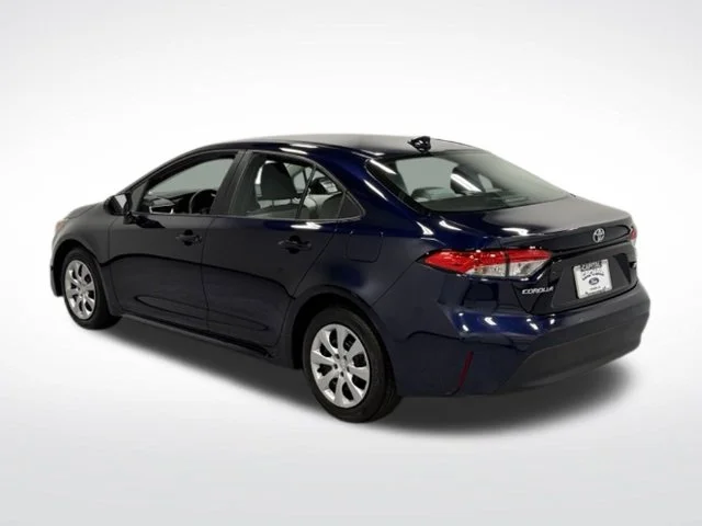 Used 2024  Toyota LE image 8