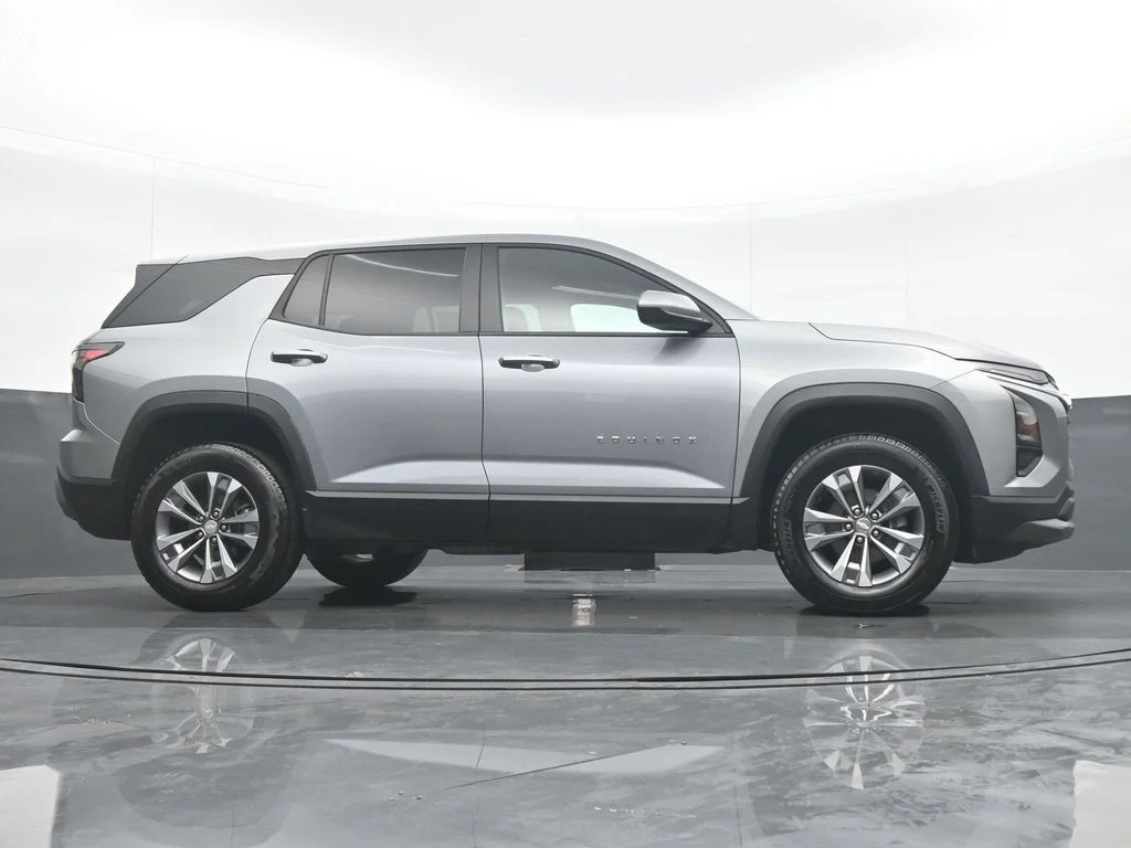 Used 2026 Gray Chevrolet LT image 31