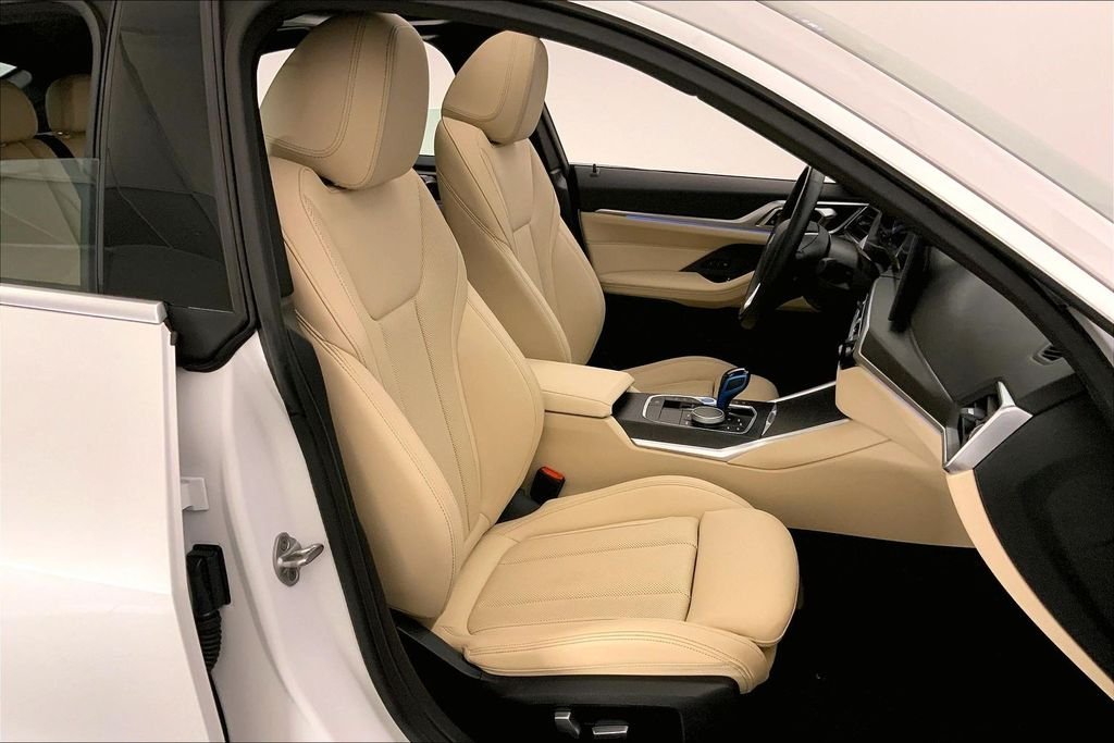 Used 2023 Mineral White Metallic BMW  image 6