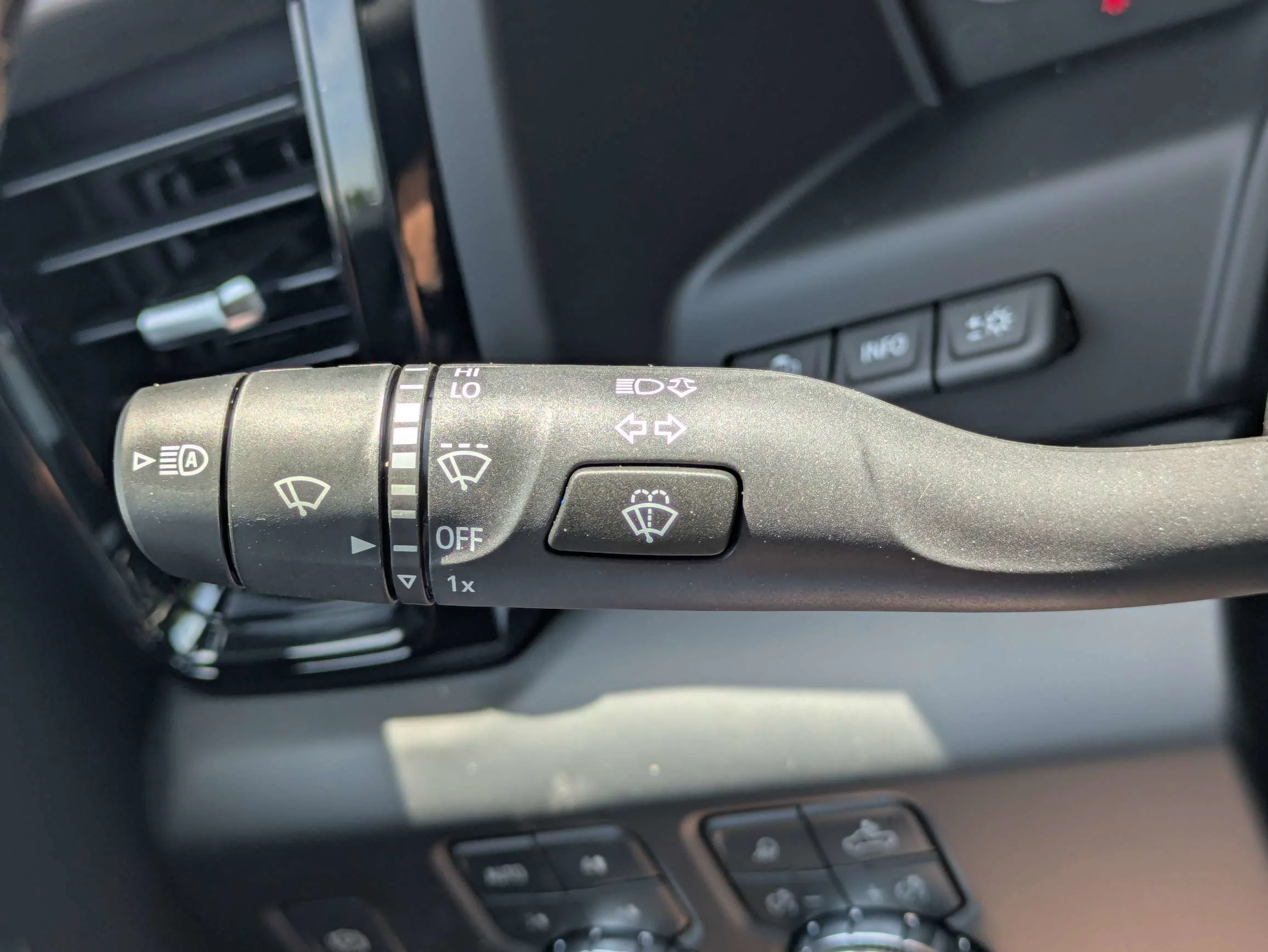 2026 GMC Sierra 2500HD AT4 - Photo 29