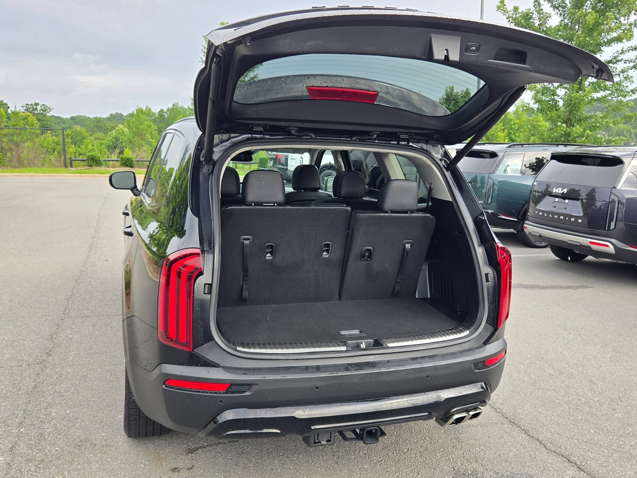 Used 2022 Ebony Black Kia SX image 18