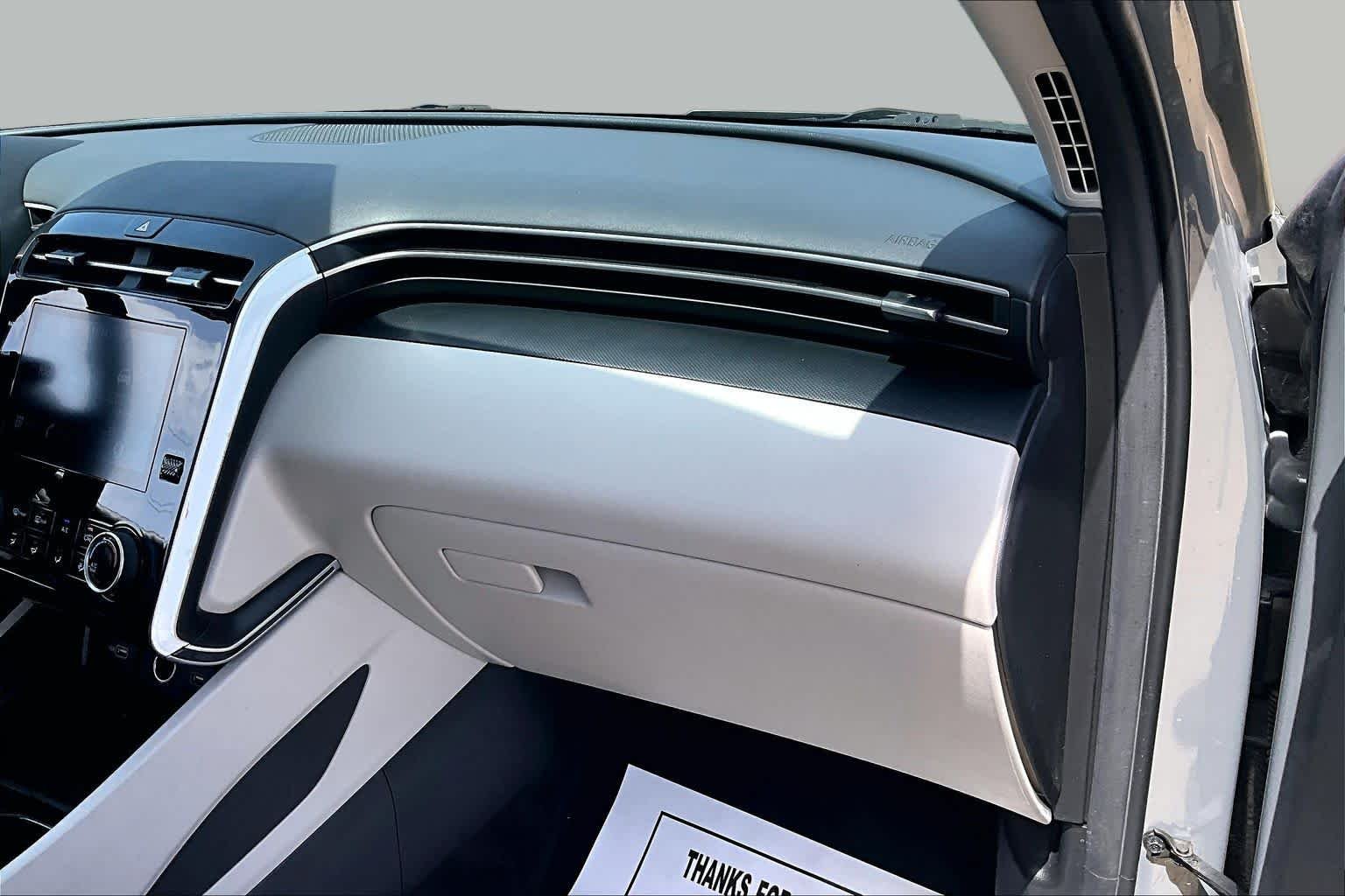 Used 2024 Hampton Gray Hyundai SE image 17