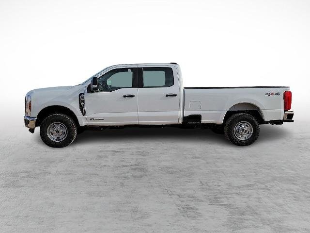 New 2026 Oxford White Ford F-350® XL image 6