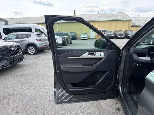 Used 2026 Gray Ford Active image 17