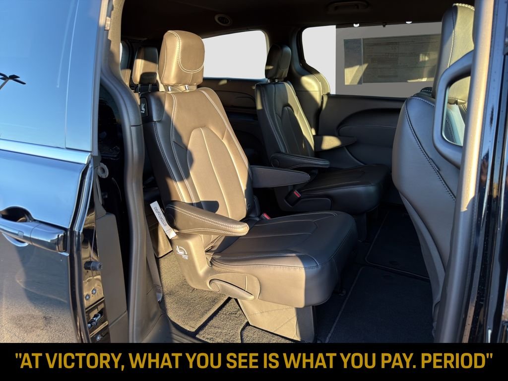 2026 Chrysler Voyager LX - Photo 26