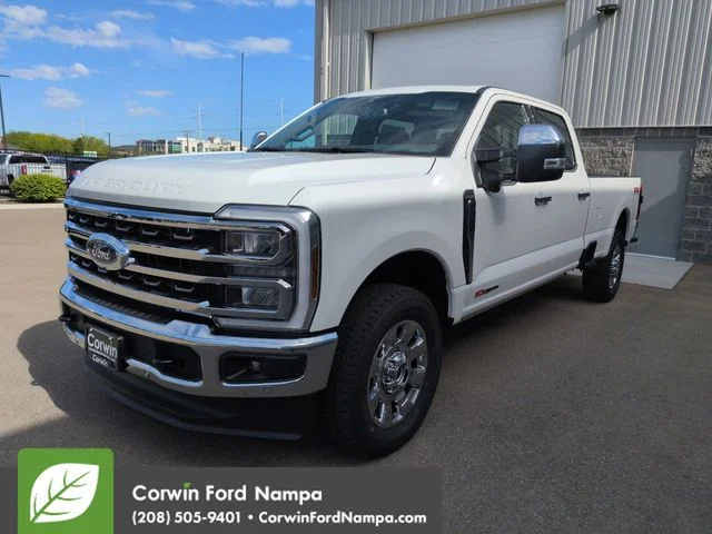New 2026 Star White Metallic Tri-Coat Ford King Ranch image 7