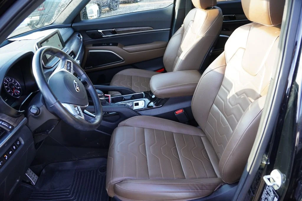 Used 2021 Ebony Black Kia SX image 5