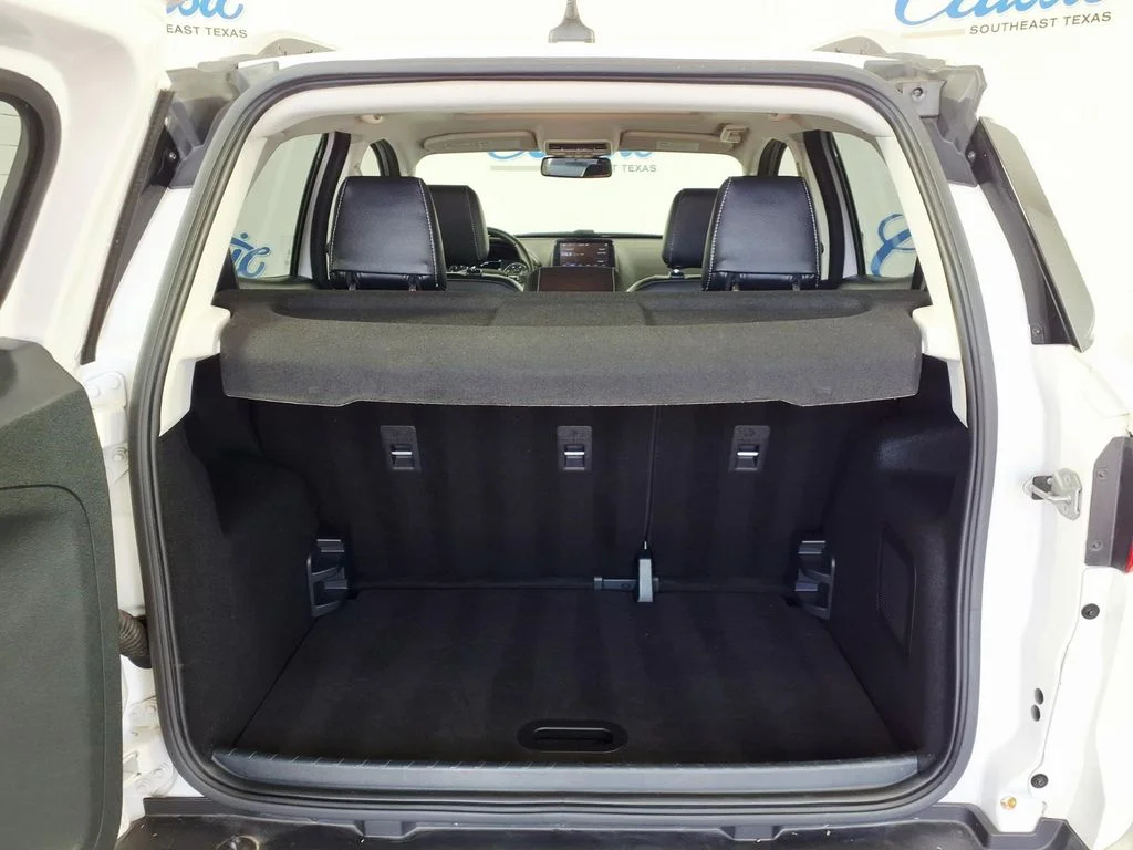 Used 2019 White Ford Titanium image 9