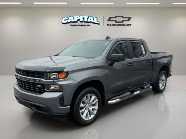 Used 2022 Satin Steel Metallic Chevrolet Custom image 1