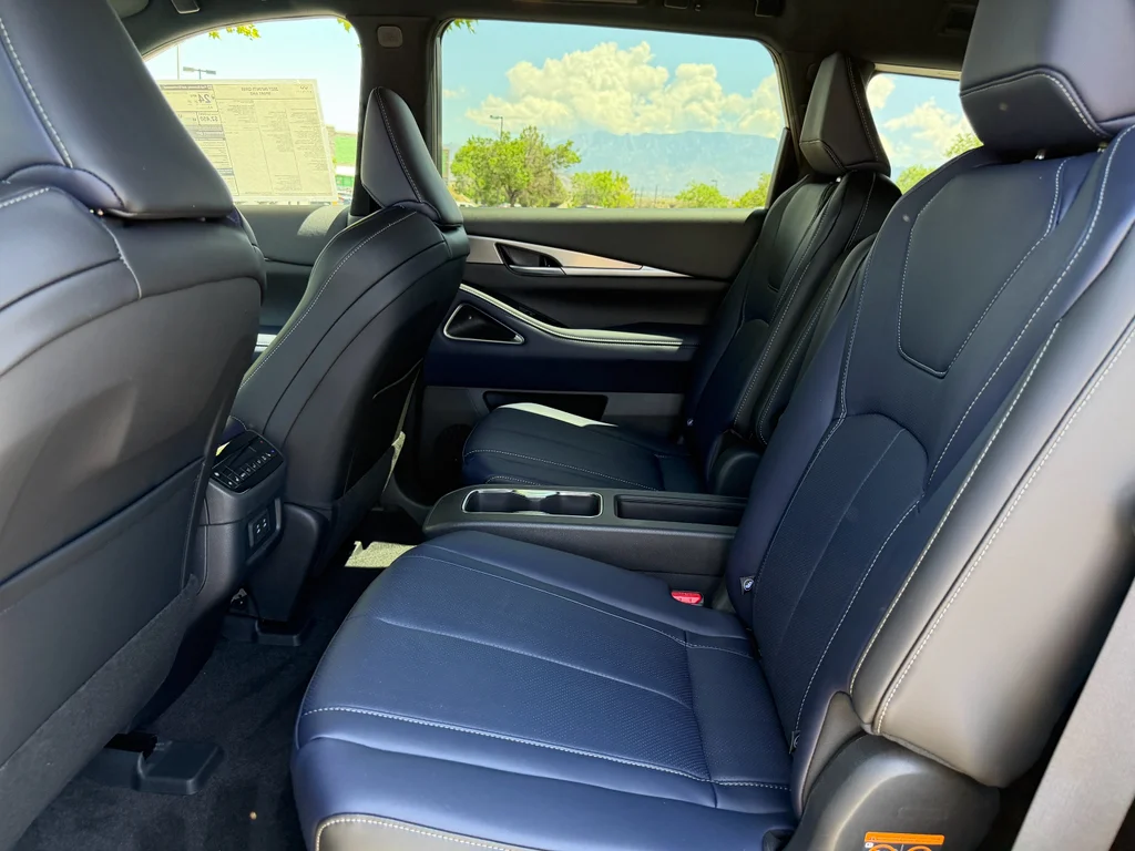 New 2027 GRAPHITE SHADOW INFINITI Sport AWD image 19