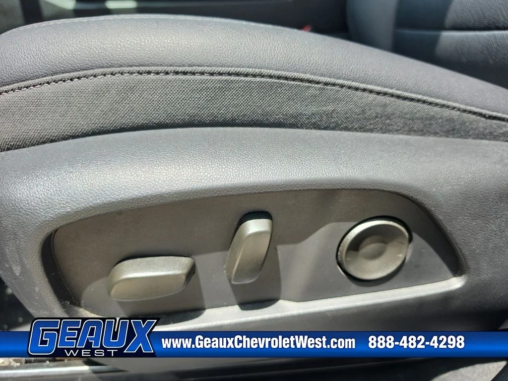 Used 2026 Black Chevrolet LT image 31