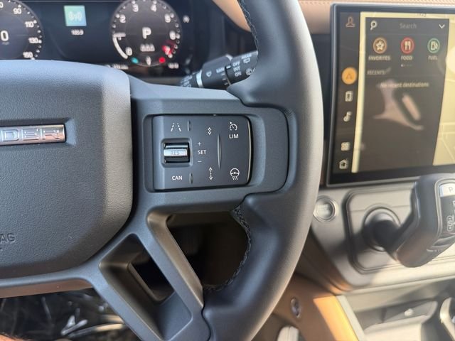 New 2026 Fuji White Land Rover X-Dynamic SE image 23