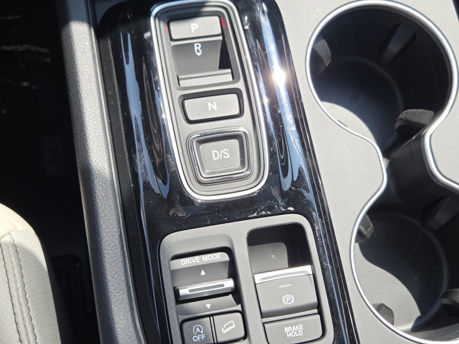New 2026 Solar Silver Metallic Honda Touring image 36
