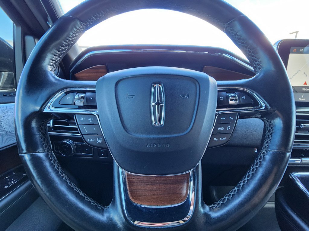 Used 2020 Infinite Black Lincoln Reserve image 18