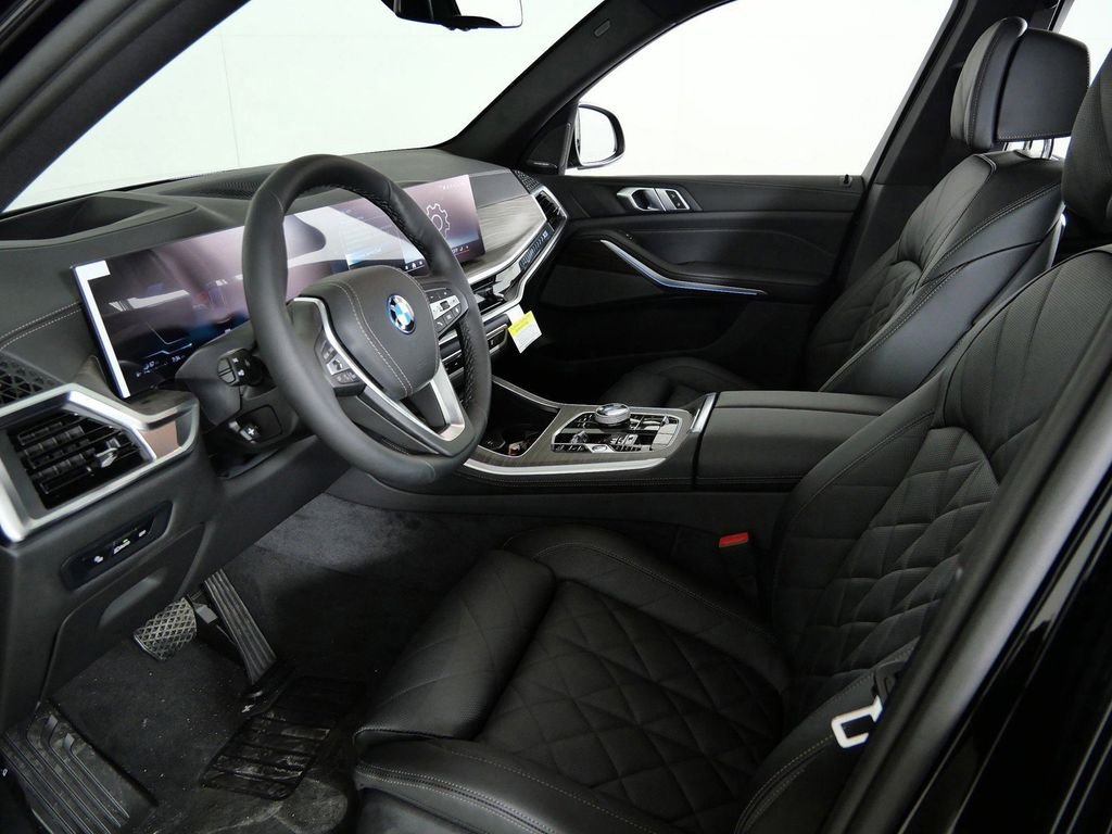 Used 2026 Black Sapphire Metallic BMW xDrive50e image 36