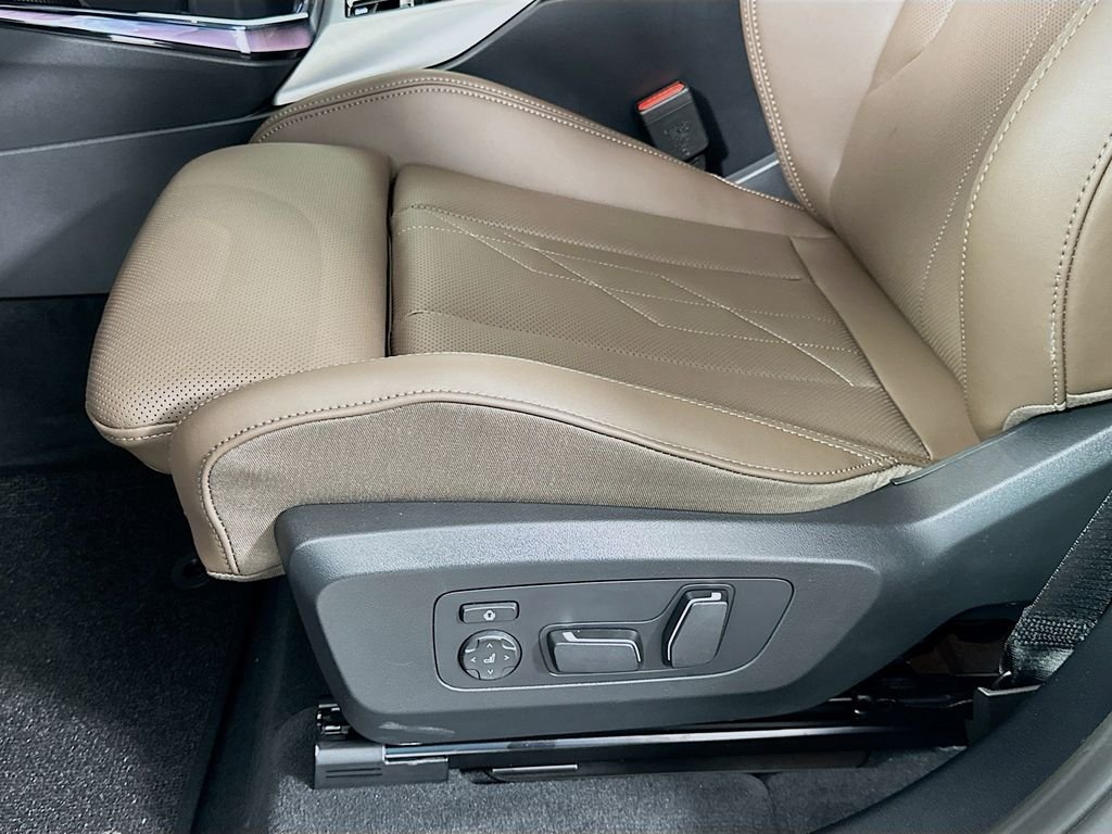 New 2026 Brooklyn Grey Metallic BMW 30 xDrive image 21