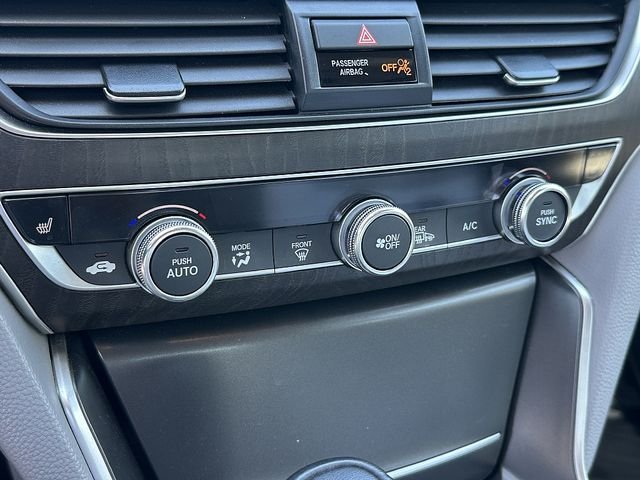 Used 2020  Honda EX-L image 27