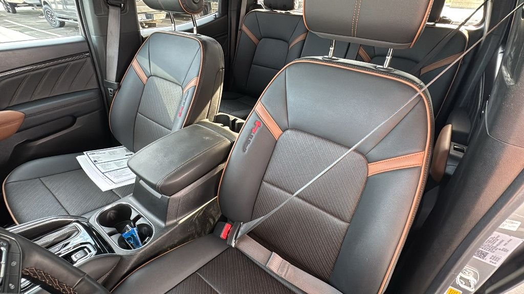 Used 2025 Silver GMC AT4 image 23