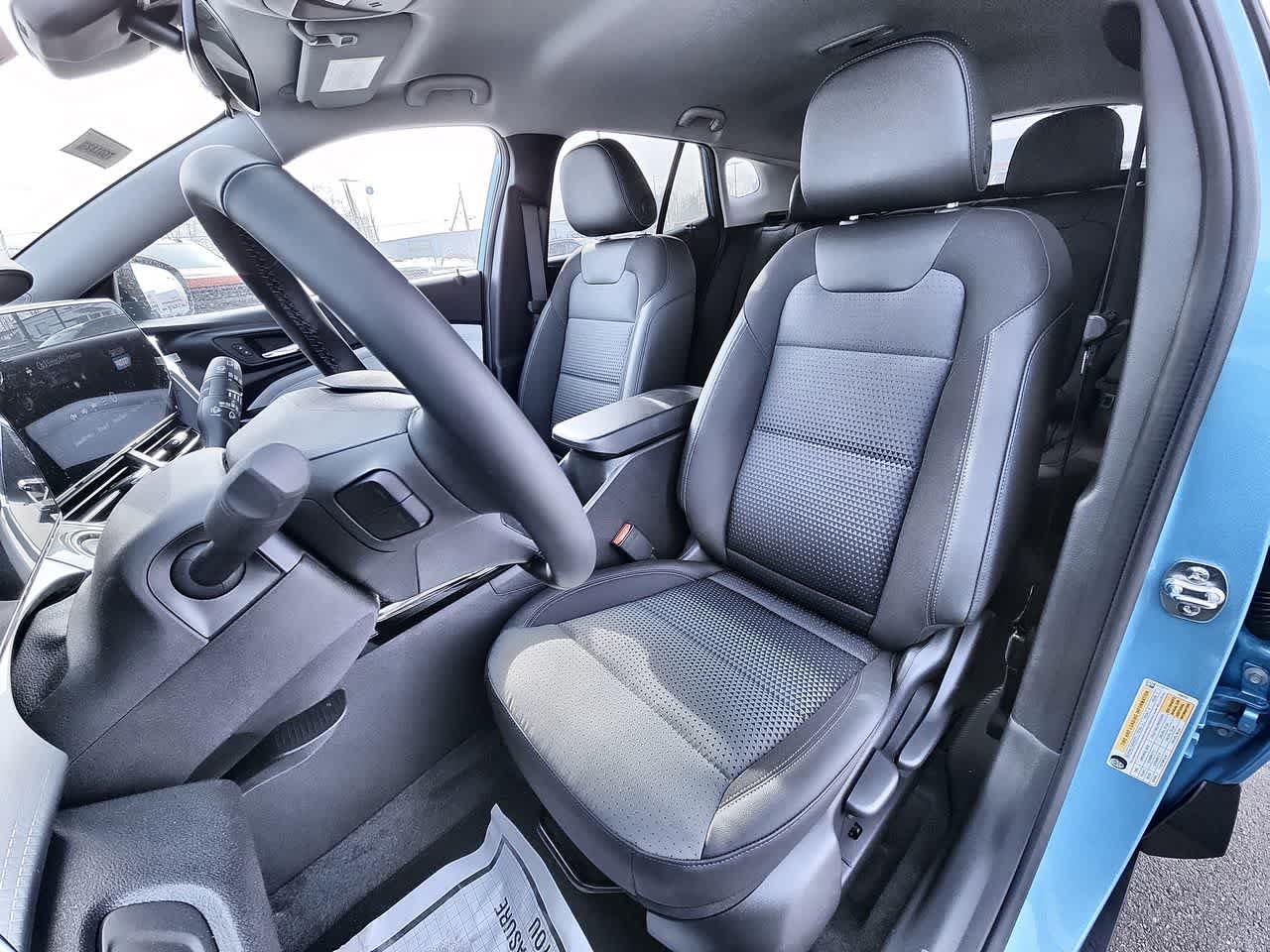 2026 Chevrolet Trax LT - Photo 12
