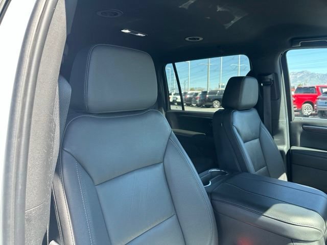 2025 Chevrolet Suburban LT - Photo 31