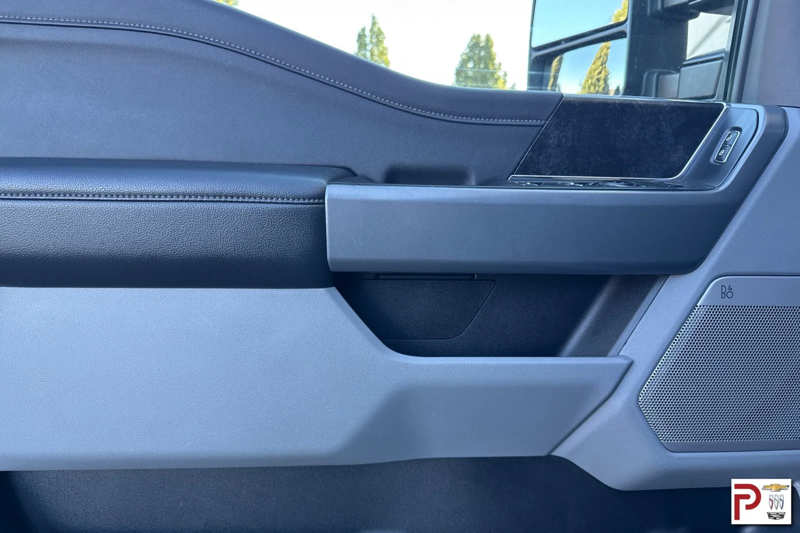 Used 2023 Gray Ford XLT image 12