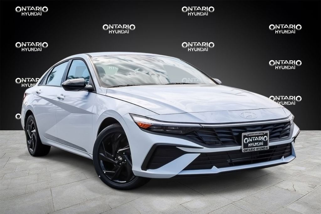 New 2026 White Hyundai SEL Sport image 1