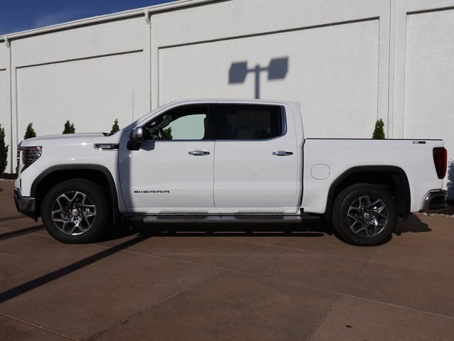 2026 GMC Sierra 1500 SLT - Photo 3