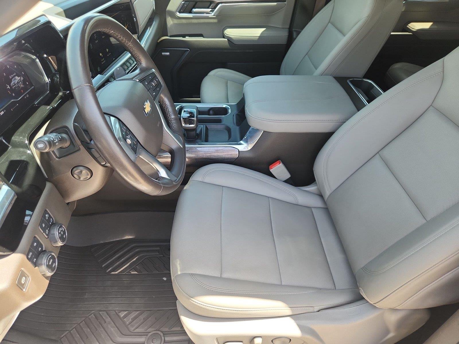 Used 2023 SUMMIT WHITE Chevrolet LTZ image 19