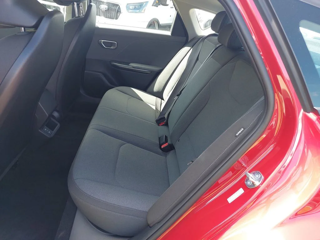 Used 2025 Red Kia LXS image 13